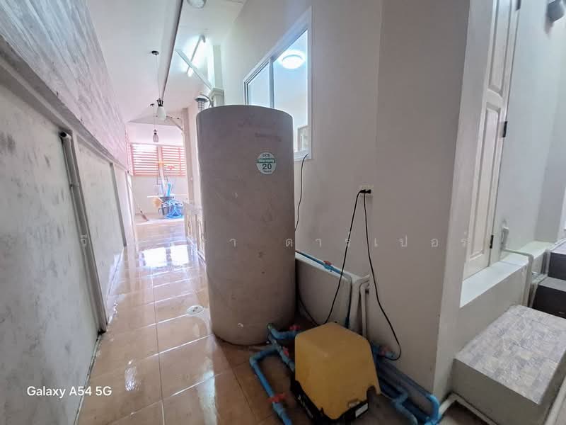 3-BRM Home in Udon Thani: Prime Location & Renovated Comfort, Udon Thani, Mak Khaeng, Muang Udon Thani, Udon Thani, 3 Bedrooms, 136 sqm, Single Detached House For Sale, by วีรภัทรา ดาร์เปอร์, 500478205 - DDproperty.com