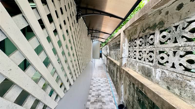 บ้านเดี่ยว 2 ชั้น 50 ตร.ว. ใกล้บิ๊กซี วงศ์สว่าง ซอยปานทิพย์2, Bangkok, ถนนวงศ์สว่าง, Wong Sawang, Bang Sue, Bangkok, 4 Bedrooms, 200 sqm, Single Detached House For Sale, by คุณ กิริยา วรรณารักษ์ (แอฟ), 500478206 - DDproperty.com