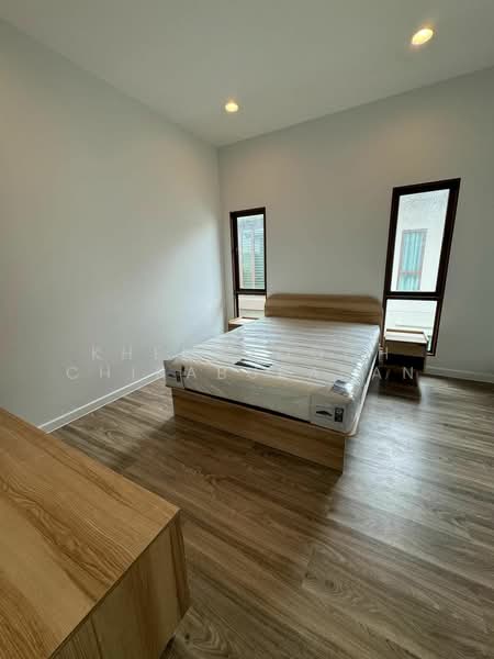 Burasiri Krungthep Kreetha, Bangkok, 95 Soi Pracha Ruam Chai, Hua Mak, Bang Kapi, Bangkok, 4 Bedrooms, 196 sqm, Single Detached House For Rent, by Khemasooch Chiraburanan, 500478207 - DDproperty.com