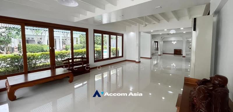 Private Swimming Pool Exclusive Detached House for Rent in Ekkamai – Private Gated Compound, bangkok, Khlong Tan Nua, Watthana, Bangkok, 4 Bedrooms, 580 sqm, Single Detached House For Rent, by Accom Asia, 500478213 - DDproperty.com
