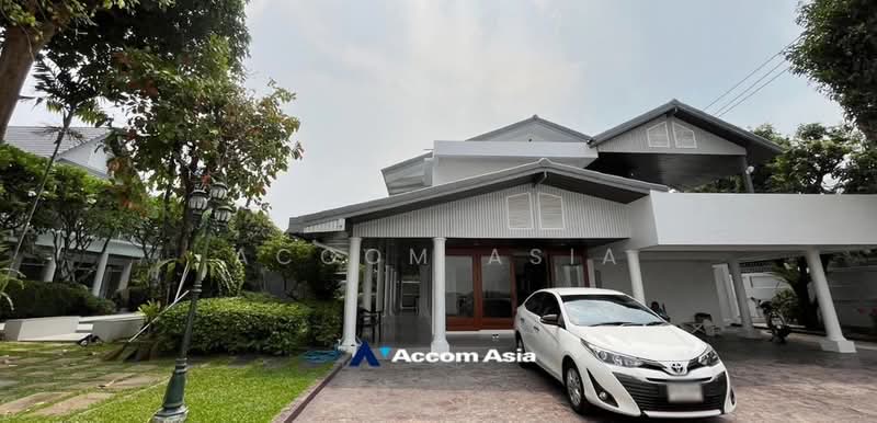 Private Swimming Pool Exclusive Detached House for Rent in Ekkamai – Private Gated Compound, bangkok, Khlong Tan Nua, Watthana, Bangkok, 4 Bedrooms, 580 sqm, Single Detached House For Rent, by Accom Asia, 500478213 - DDproperty.com