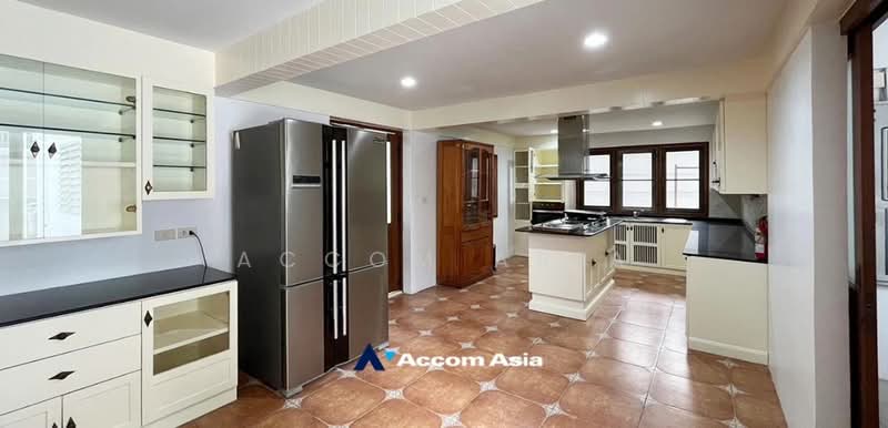 Private Swimming Pool Exclusive Detached House for Rent in Ekkamai – Private Gated Compound, bangkok, Khlong Tan Nua, Watthana, Bangkok, 4 Bedrooms, 580 sqm, Single Detached House For Rent, by Accom Asia, 500478213 - DDproperty.com