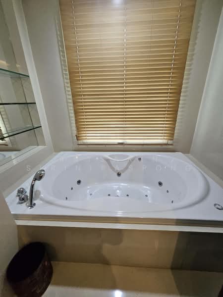 The Park Chidlom, Bangkok, 1 Petchaburi Road, Pathum Wan, Bangkok, 3 Bedrooms, 265 sqm, Condo For Rent, by Ratsarin Sirinipaspong, 500478217 - DDproperty.com