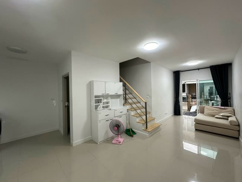 The Essence Chaiyaphruek-Wongwaen, Nonthaburi, Ban Kluay-Sai Noi Road, Sai Noi, Nonthaburi, 3 Bedrooms, 100 sqm, Single Detached House For Sale, by วิดารัตน์ กาติ้ง, 500478219 - DDproperty.com