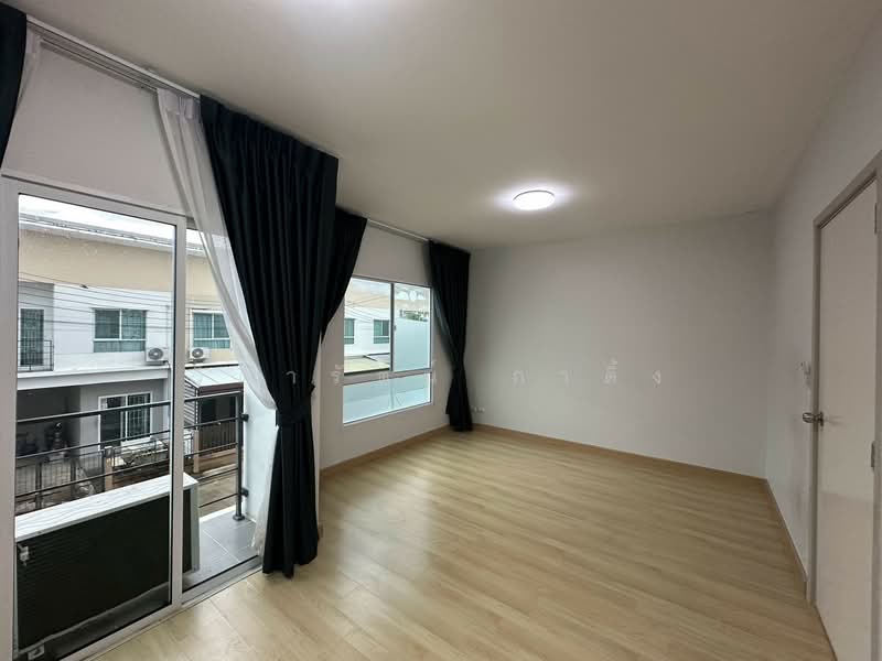 The Essence Chaiyaphruek-Wongwaen, Nonthaburi, Ban Kluay-Sai Noi Road, Sai Noi, Nonthaburi, 3 Bedrooms, 100 sqm, Single Detached House For Sale, by วิดารัตน์ กาติ้ง, 500478219 - DDproperty.com
