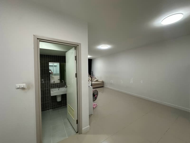 The Essence Chaiyaphruek-Wongwaen, Nonthaburi, Ban Kluay-Sai Noi Road, Sai Noi, Nonthaburi, 3 Bedrooms, 100 sqm, Single Detached House For Sale, by วิดารัตน์ กาติ้ง, 500478219 - DDproperty.com