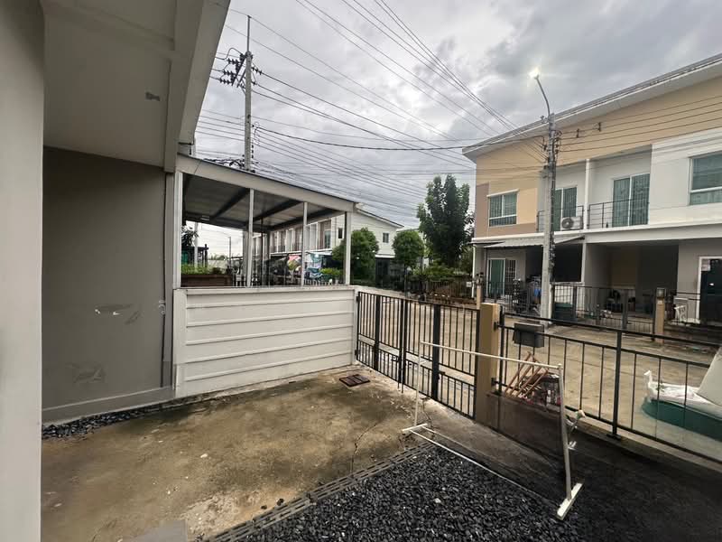 The Essence Chaiyaphruek-Wongwaen, Nonthaburi, Ban Kluay-Sai Noi Road, Sai Noi, Nonthaburi, 3 Bedrooms, 100 sqm, Single Detached House For Sale, by วิดารัตน์ กาติ้ง, 500478219 - DDproperty.com