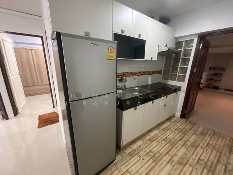 Thonglor Tower, Bangkok, Soi Thonglor, Sukhumvit 55 Road, Khlongtoei Nua, Watthana, Bangkok, 2 Bedrooms, 49 sqm, Condo For Rent, by Khemasooch Chiraburanan, 500478246 - DDproperty.com