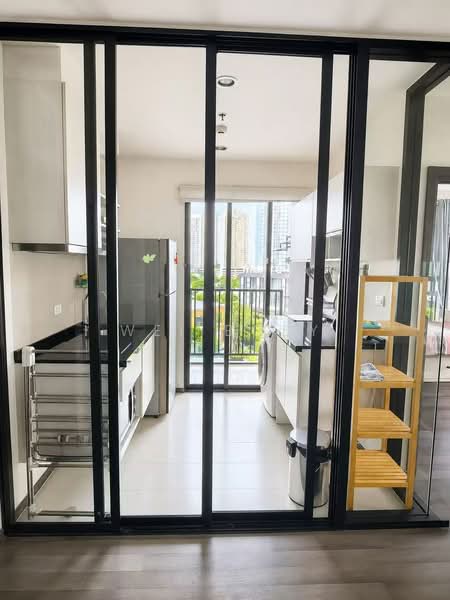 The Base Park East Sukhumvit 77, Bangkok, 99 Soi Pridi Banomyong 2, Phra Kanong Nua, Watthana, Bangkok, 2 Bedrooms, 50 sqm, Condo For Rent, by Boby Wei, 500478248 - DDproperty.com