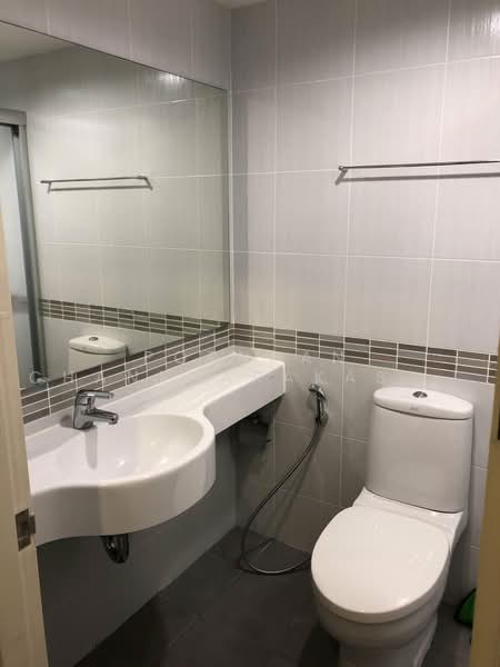 Lumpini Place Srinakarin-Huamak Station, Bangkok, Srinakarin Road, Suan Luang, Bangkok, 1 Bedroom, 34 sqm, Condo For Sale, by Pornpan Chantharakasemchai, 500478256 - DDproperty.com