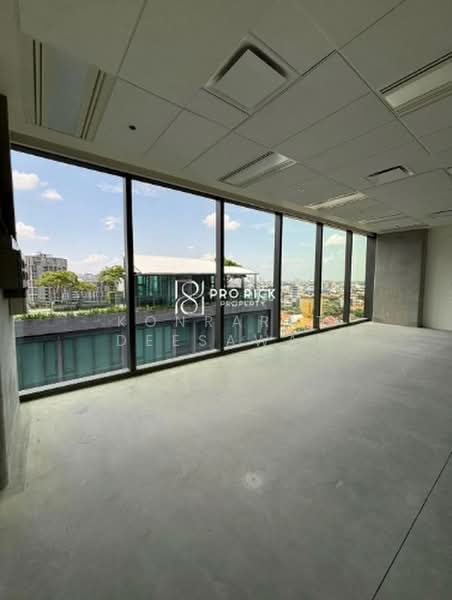For Rent Office Space 134.46 Sqm. BTS Ekkamai Sukhumvit Watthana Bangkok PP-00475, Bangkok, Khlong Tan Nua, Watthana, Bangkok, , 134 sqm, Office Space For Rent, by Konrarat Deesawat, 500478291 - DDproperty.com