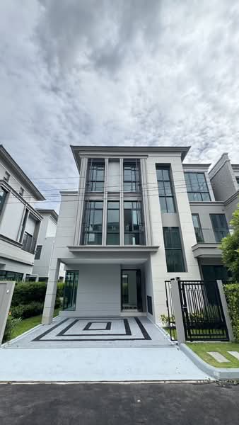 Baan Klang Muang Classe Sukhumvit 77, Bangkok, Soi On Nut 21, Suan Luang, Bangkok, 4 Bedrooms, 241 sqm, Single Detached House For Sale, by มาสสิณี ธนธัญนพรัตน์, 500478311 - DDproperty.com