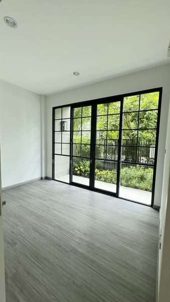 Baan Klang Muang Classe Sukhumvit 77 : บ้านกลางเมือง คลาสเซ่ สุขุมวิท 77, กรุงเทพ, ซอยอ่อนนุช 21, สวนหลวง, สวนหลวง, กรุงเทพ, 241 ตร.ม., บ้านเดี่ยว ขาย, โดย มาสสิณี ธนธัญนพรัตน์, 500478311 - DDproperty.com