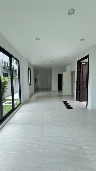 Baan Klang Muang Classe Sukhumvit 77, Bangkok, Soi On Nut 21, Suan Luang, Bangkok, 4 Bedrooms, 241 sqm, Single Detached House For Sale, by มาสสิณี ธนธัญนพรัตน์, 500478311 - DDproperty.com
