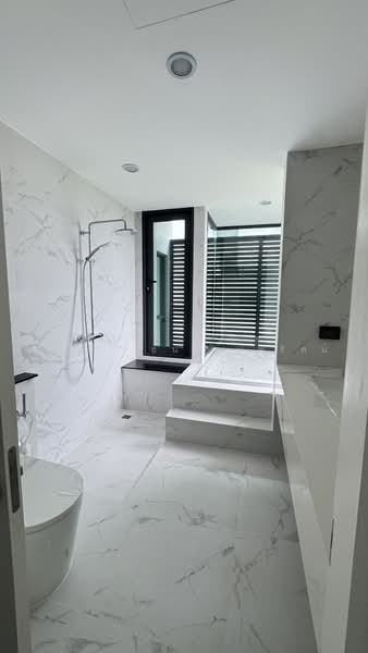 Baan Klang Muang Classe Sukhumvit 77, Bangkok, Soi On Nut 21, Suan Luang, Bangkok, 4 Bedrooms, 241 sqm, Single Detached House For Sale, by มาสสิณี ธนธัญนพรัตน์, 500478311 - DDproperty.com