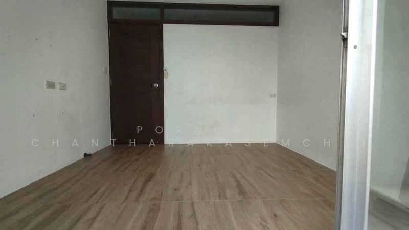 Commonwealth Pinklao, Bangkok, 159 Charansanitwong Road, Bang Bamru, Bang Phlat, Bangkok, 2 Bedrooms, 47 sqm, Condo For Sale, by Pornpan Chantharakasemchai, 500478314 - DDproperty.com