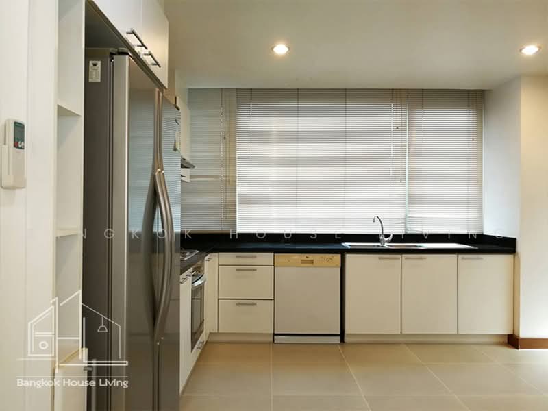 Queen’s Park View, Bangkok, 55 Soi Methi Niwet, Khong Tan, Khlong Toei, Bangkok, 4 Bedrooms, 450 sqm, Apartment For Rent, by Bangkok House Living, 500478324 - DDproperty.com