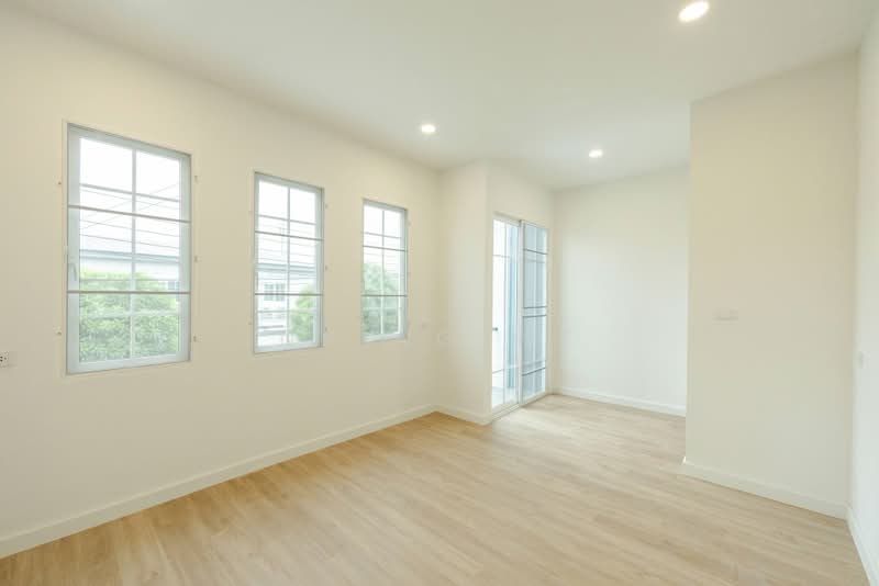 Golden Town 3 Bangna-Suanluang, Bangkok, Kanchanaphisek Road, Prawet, Bangkok, 4 Bedrooms, 105 sqm, Townhouse For Sale, by NR AGENT, 500478335 - DDproperty.com