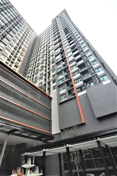 Life Asoke, Bangkok, Asoke-Dindang Road, Bang Kapi, Huai Khwang, Bangkok, 1 Bedroom, 30 sqm, Condo For Sale, by Pornpan Chantharakasemchai, 500478337 - DDproperty.com