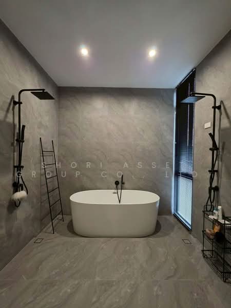 Modern style detached house, Louis Intersection, Chiang Mai, San Ton Pao, San Kamphaeng, Chiang Mai, 3 Bedrooms, 300 sqm, Single Detached House For Rent, by Shori Asset Group Co., Ltd., 500478340 - DDproperty.com