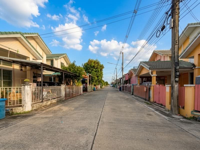 Baan Sinsup 2 Rangsit-Klong 4 : บ้านสินทรัพย์ 2 รังสิต-คลอง 4, ปทุมธานี, 3 ถนนรังสิต-นครนายก, บึงยี่โถ, ธัญบุรี, ปทุมธานี, 160 ตร.ม., บ้านแฝด ขาย, โดย Punpapa Rassamee, 500478344 - DDproperty.com