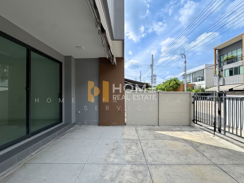 Baan Klang Muang Sukhumvit-Onnut : บ้านกลางเมือง สุขุมวิท อ่อนนุช, กรุงเทพ, Soi On Nut 70/1, ประเวศ, กรุงเทพ, 143 ตร.ม., ทาวน์เฮ้าส์ ขาย, โดย HOME Real Estate Service, 500478353 - DDproperty.com