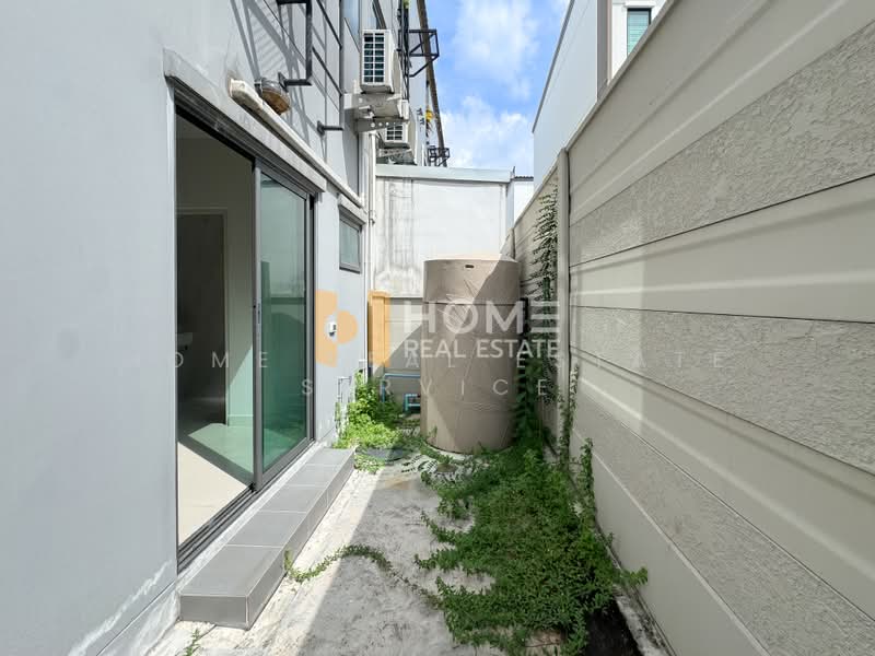 Baan Klang Muang Sukhumvit-Onnut, Bangkok, Soi On Nut 70/1, Prawet, Bangkok, 3 Bedrooms, 143 sqm, Townhouse For Sale, by HOME Real Estate Service, 500478353 - DDproperty.com