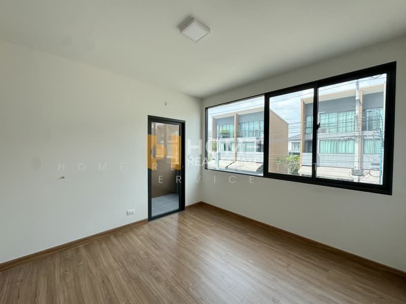 Baan Klang Muang Sukhumvit-Onnut, Bangkok, Soi On Nut 70/1, Prawet, Bangkok, 3 Bedrooms, 143 sqm, Townhouse For Sale, by HOME Real Estate Service, 500478353 - DDproperty.com