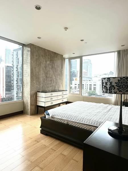 The Park Chidlom, Bangkok, 1 Petchaburi Road, Pathum Wan, Bangkok, 2 Bedrooms, 145 sqm, Condo For Rent, by Khemasooch Chiraburanan, 500478362 - DDproperty.com