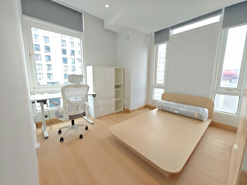 The Height, Bangkok, Soi Sukhumvit 55, Khlong Tan Nua, Watthana, Bangkok, 2 Bedrooms, 58 sqm, Condo For Rent, by Khemasooch Chiraburanan, 500478376 - DDproperty.com
