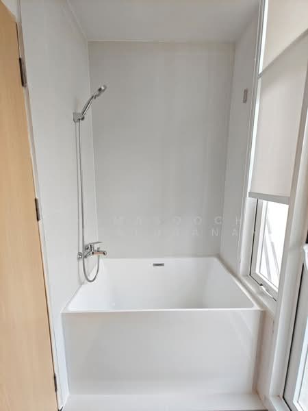 The Height, Bangkok, Soi Sukhumvit 55, Khlong Tan Nua, Watthana, Bangkok, 2 Bedrooms, 58 sqm, Condo For Rent, by Khemasooch Chiraburanan, 500478376 - DDproperty.com