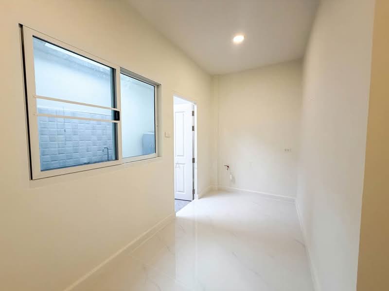 หมู่บ้านปริญลักษณ์ ไลท์ สามัคคี : Parinyaluck Light Samakkee, นนทบุรี, ท่าทราย, เมืองนนทบุรี, นนทบุรี, 100 ตร.ม., ทาวน์เฮ้าส์ ขาย, โดย NR AGENT, 500478377 - DDproperty.com