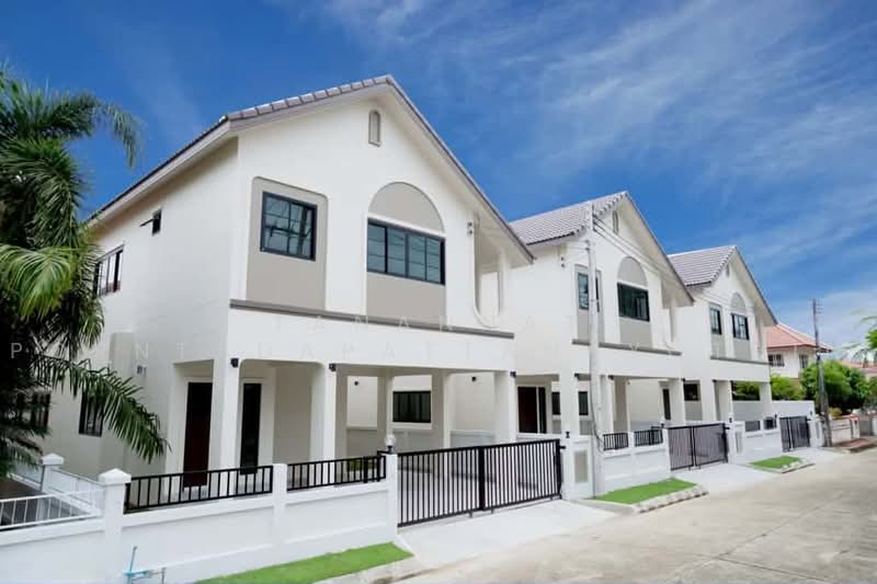 Koolpunt Ville 9, Chiang Mai, Ban Waen, Hang Dong, Chiang Mai, 4 Bedrooms, 245 sqm, Single Detached House For Sale, by Tanannat Porntadapattanayothin, 500478381 - DDproperty.com