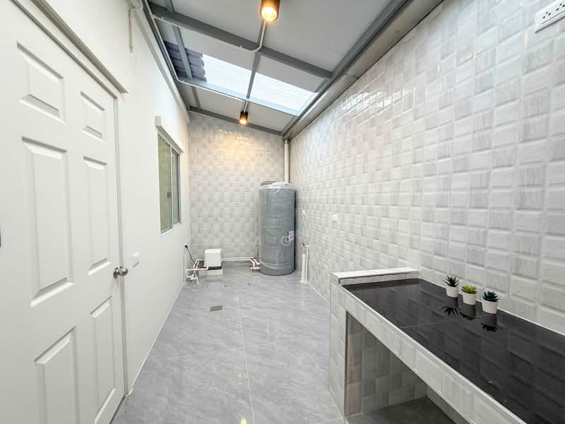 พฤกษาวิลล์ 33 ปิ่นเกล้า-วงแหวน, Nonthaburi, Plai Bang, Bang Kruai, Nonthaburi, 3 Bedrooms, 100 sqm, Townhouse For Sale, by NR AGENT, 500478389 - DDproperty.com