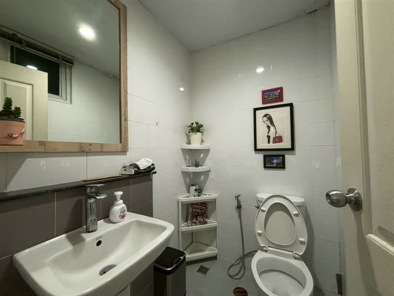 The Colors Don Mueang-Song Prapha, Pathum Thani, Songprapa Road, Lak Hok, Muang Pathum Thani, Pathum Thani, 3 Bedrooms, 110 sqm, Townhouse For Sale, by คุณ ชนกานต์ สำราญดี (กาน), 500478420 - DDproperty.com