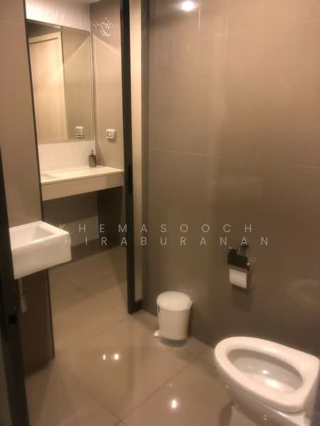 Rhythm Sukhumvit 42 : ริทึ่ม สุขุมวิท 42, กรุงเทพ, ซอยสุขุมวิท 42, พระโขนง, คลองเตย, กรุงเทพ, 45 ตร.ม., คอนโด ให้เช่า, โดย Khemasooch Chiraburanan, 500478433 - DDproperty.com