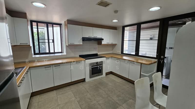 Peng Seng Mansion, Bangkok, หลังสวน หลังสวน, Lumphini, Pathum Wan, Bangkok, 2 Bedrooms, 220 sqm, Condo For Rent, by BANGKOK PROPERTY AGENTS, 500478438 - DDproperty.com