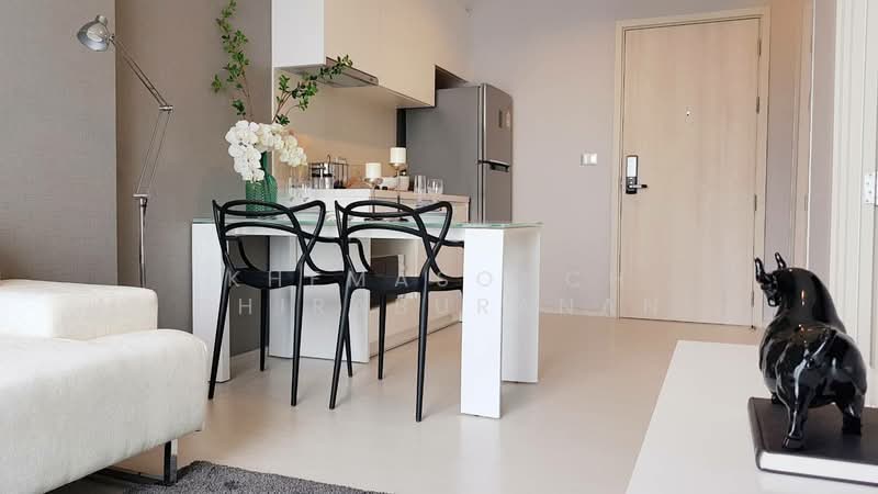 Rhythm Sukhumvit 42, Bangkok, Soi Sukhumvit 42, Sukhumvit Road, Phra Kanong, Khlong Toei, Bangkok, 1 Bedroom, 35 sqm, Condo For Rent, by Khemasooch Chiraburanan, 500478442 - DDproperty.com