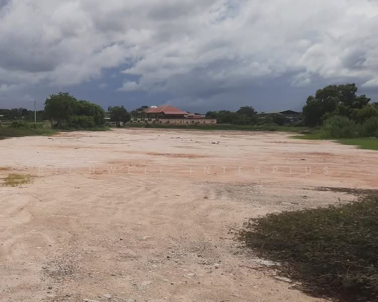 4 rai of land for sale in Bang Nang, already leveled and adjacent to a concrete road, Ban Kao Soi 10, Chon Buri (Pattaya), Bang Nang, Phan Thong, Chon Buri (Pattaya), , 6,400 sqm, Land For Sale, by RICHWELL INTERPLUS, 500478456 - DDproperty.com