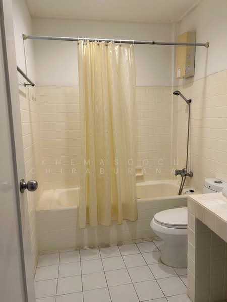 Siam Court Apartment, Bangkok, 130 ซอยสุขุมวิท 4 ถนนสุขุมวิท แขวง/เขตคลองเตย กทม., Khlong Toei, Bangkok, 1 Bedroom, 80 sqm, Apartment For Rent, by Khemasooch Chiraburanan, 500478458 - DDproperty.com