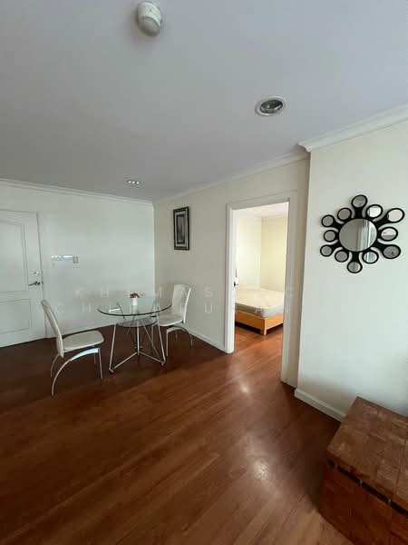 Lumpini Suite Sukhumvit 41, Bangkok, Soi Sukhumvit 41, Khlong Tan Nua, Watthana, Bangkok, 1 Bedroom, 52 sqm, Condo For Rent, by Khemasooch Chiraburanan, 500478499 - DDproperty.com