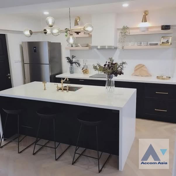 Pet friendly 3 Bedrooms Townhouse for Sale and Rent in Sukhumvit, Bangkok near BTS Phra khanong at M, กรุงเทพ, คลองตันเหนือ, วัฒนา, กรุงเทพ, 250 ตร.ม., ทาวน์เฮ้าส์ ขาย, โดย Accom Asia, 500478523 - DDproperty.com