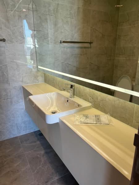 Noble Around Sukhumvit 33, Bangkok, 17 Soi Sukhumvit 33, Khlong Tan Nua, Watthana, Bangkok, 1 Bedroom, 35 sqm, Condo For Rent, by Phakawadee Jiramanee, 500478531 - DDproperty.com