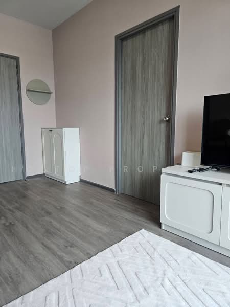 Rich Point @ BTS Wutthakat, Bangkok, Wutthakat Road, Talat Plu, Thon Buri, Bangkok, 1 Bedroom, 28 sqm, Condo For Rent, by Holtop Property, 500478565 - DDproperty.com