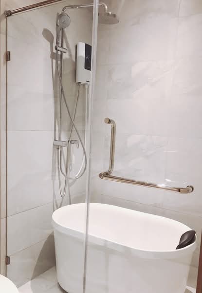 Rhythm Ekkamai, Bangkok, 11 Soi Sukhumvit 63, Khlongtoei Nua, Watthana, Bangkok, 1 Bedroom, 35 sqm, Condo For Rent, by Juthabhorn Uppachit (Amy), 500478568 - DDproperty.com
