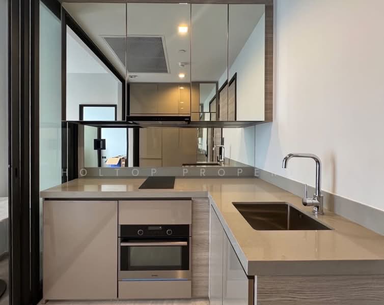 The Crest Park Residences, Bangkok, 1198 Phahonyothin Road, Jom Phon, Chatuchak, Bangkok, 1 Bedroom, 42 sqm, Condo For Rent, by Holtop Property, 500478572 - DDproperty.com