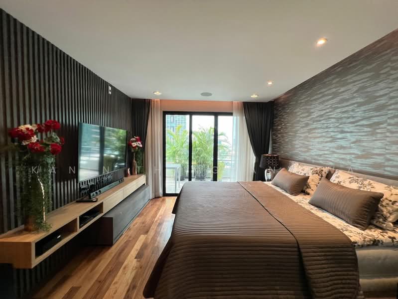 Pearl Garden, Bangkok, Sathorn, Silom, Bang Rak, Bangkok, 2 Bedrooms, 146 sqm, Condo For Rent, by Kanin Thangpanyawa, 500478590 - DDproperty.com