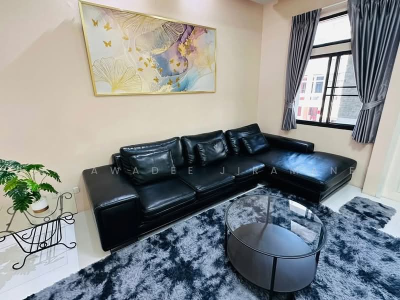 Moo Baan Chicha Castle, Bangkok, Sukhumvit 31, Khlongtoei Nua, Watthana, Bangkok, 4 Bedrooms, 350 sqm, Townhouse For Rent, by Phakawadee Jiramanee, 500478594 - DDproperty.com
