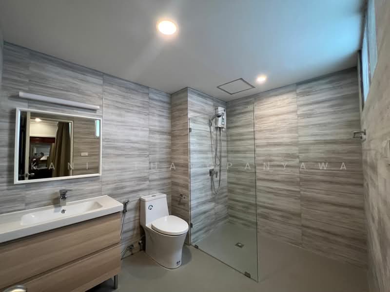 39 Suites : 39 สวีท, กรุงเทพ, สุขุมวิท39, คลองตันเหนือ, วัฒนา, กรุงเทพ, 126 ตร.ม., คอนโด ให้เช่า, โดย Kanin Thangpanyawa, 500478601 - DDproperty.com