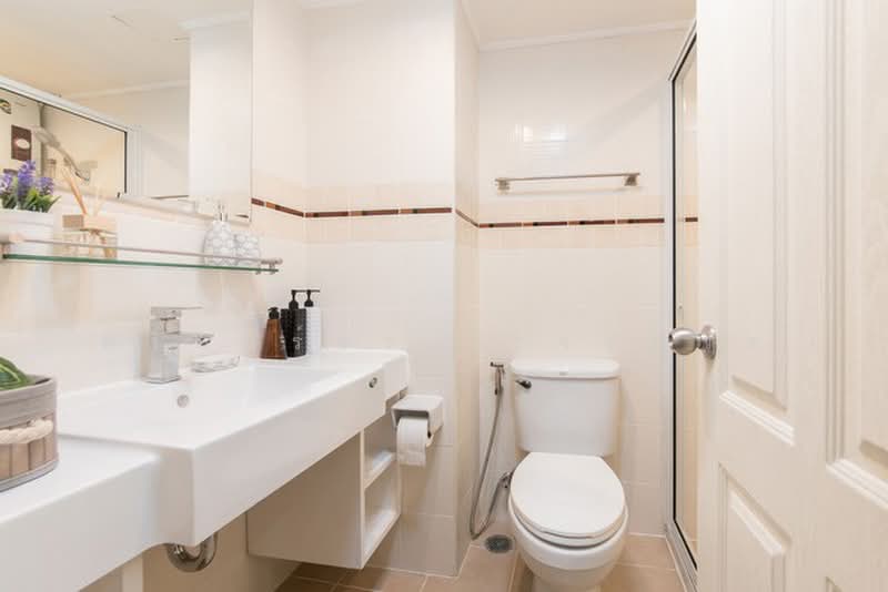 Lumpini Ville Sukhumvit 77, Bangkok, Sukhumvit 77 Road, Suan Luang, Bangkok, 1 Bedroom, 35 sqm, Condo For Sale, by ศิรินทร์ธร โรจนบวร, 500478615 - DDproperty.com